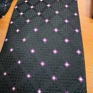 Donald J Trump Signature Collection Gold Bar Black Men's Tie